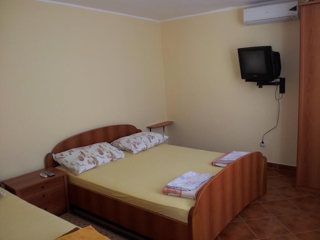 Apartments Macaso Bar Habitación foto